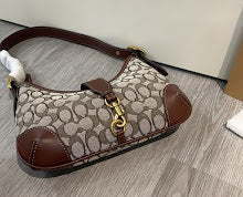 New Premium Signature Crossbody - Chic Women's Luxury Designer Bag - NM6299