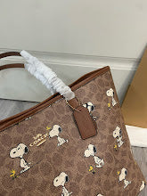 New Premium Women's Shoulder Bag - Designer Luxury Fashion Accessory - NM6280