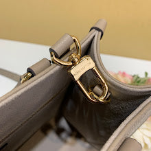 Chic Women's Satchel Handbag - Luxury Premium Designer Style - NM4947