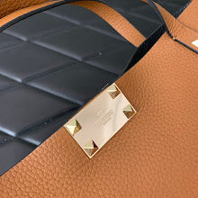 Chic Designer Crossbody Purse - Premium Luxury Women's Style - NM2986