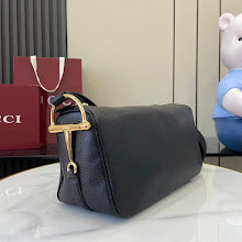 Chic Women's Designer Tote - Luxury Premium Handbag Style - NM3951