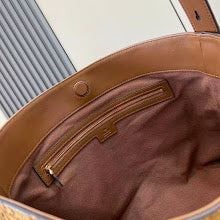 Chic Designer Tote Handbag - Luxury Premium Women's Fashion Bag - NM3861