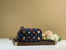 Chic Women's Crossbody Handbag - Luxury Premium Designer Style - NM5242