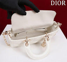 Luxury Large Tote Bag - Women's Premium Designer Fashion Handbag - NM7589