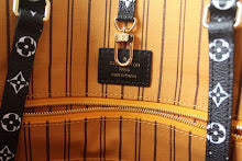 Luxury Monogram Top Handle Bag - Women's Elegant Designer Fashion - NM4541