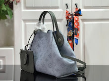 Premium Signature Crossbody - Chic Women's Luxury Designer Bag - NM4247