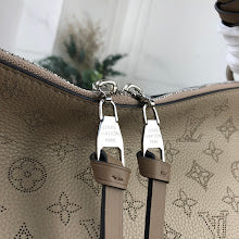 Chic Designer Shoulder Handbag - Premium Luxury Women's Style - NM4167