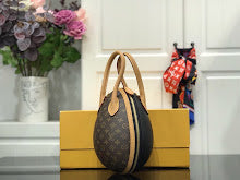 Designer Iconic Shoulder Bag - Luxury Women's Premium Fashion - NM4696