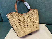 Premium Women's Crossbody Bag - Luxury Designer Fashion Accessory - NM2989
