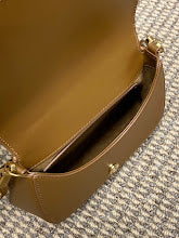 Designer Heritage Top Handle Bag - Premium Luxury Women's Fashion - NM3664
