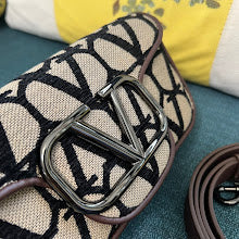 Designer Heritage Crossbody Bag - Premium Luxury Women's Fashion - NM2765