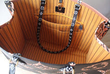 Luxury Monogram Top Handle Bag - Women's Elegant Designer Fashion - NM4541