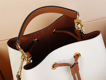 Chic Women's Crossbody Handbag - Luxury Premium Designer Style - NM5037
