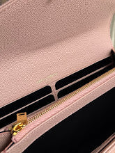 Chic Women's Designer Tote - Luxury Premium Handbag Style - NM3534