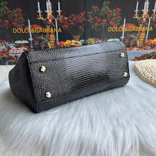 Chic Designer Tote Handbag - Luxury Premium Women's Fashion Bag - NM7118