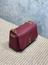Premium Leather Crossbody Bag - Elegant Women's Designer Handbag - NM3770