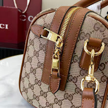 Chic Designer Crossbody Purse - Premium Luxury Women's Style - NM3973