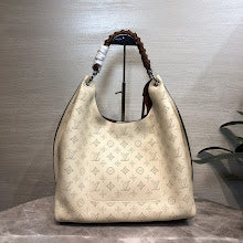 Premium Signature Crossbody - Chic Women's Luxury Designer Bag - NM4276
