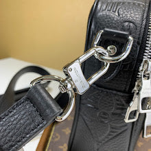 Designer Heritage Crossbody Bag - Premium Luxury Women's Fashion - NM5455