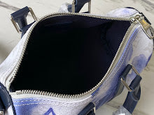 Luxury Iconic Crossbody Bag - Women's Elegant Designer Fashion - NM4903