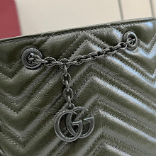 Luxury Monogram Shoulder Bag - Women's Elegant Designer Fashion - NM4047