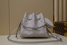 Designer Iconic Shoulder Bag - Luxury Women's Premium Fashion - NM4109