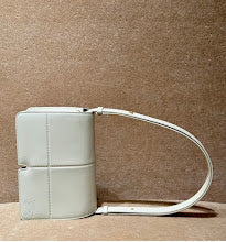 Premium Signature Crossbody - Chic Women's Luxury Designer Bag - NM5489