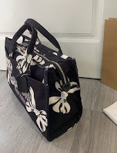 New Designer Iconic Tote Handbag - Premium Luxury Women's Fashion - NM6493