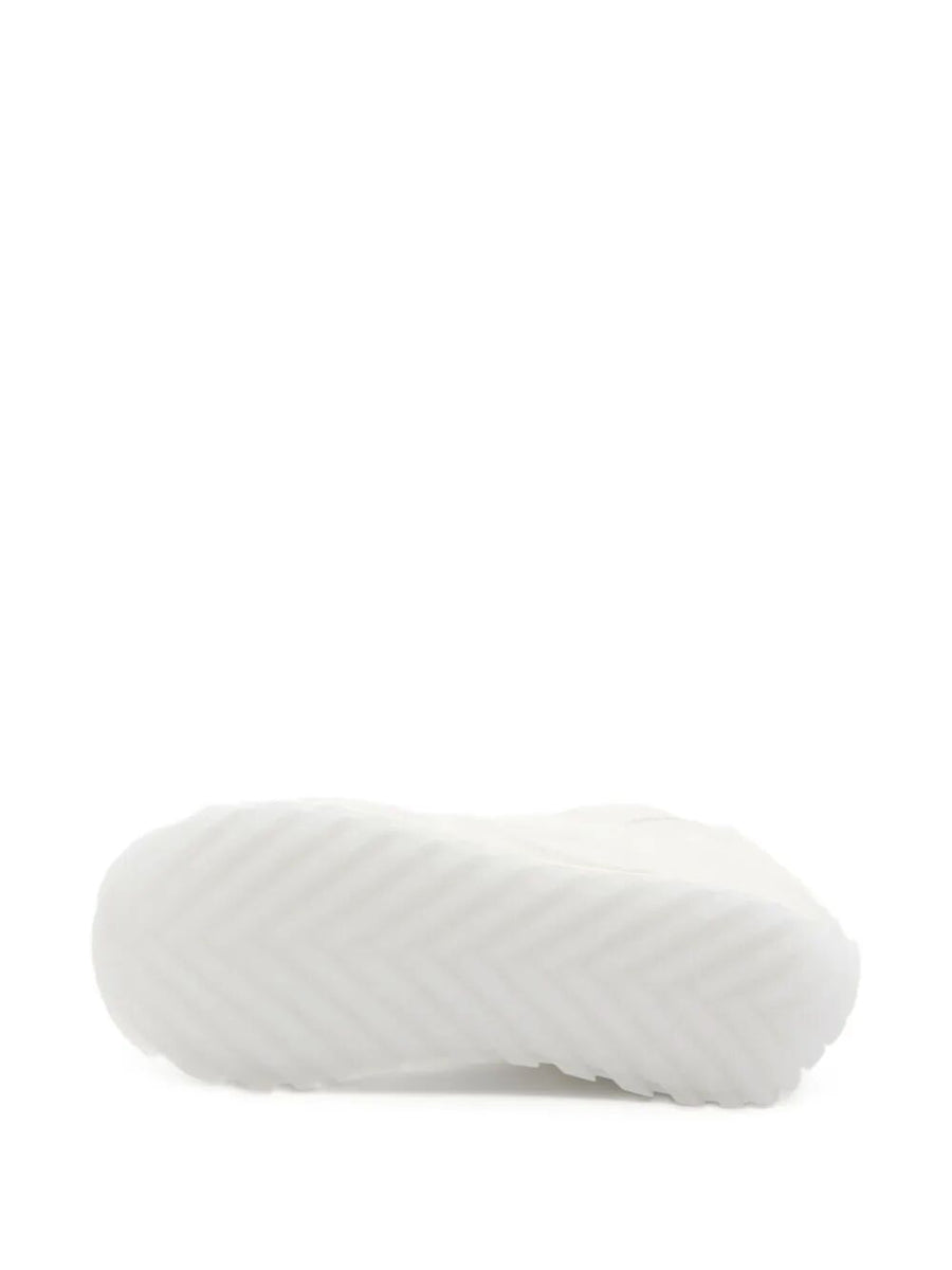 Bottega Veneta athletic side profile designer luxury fashion