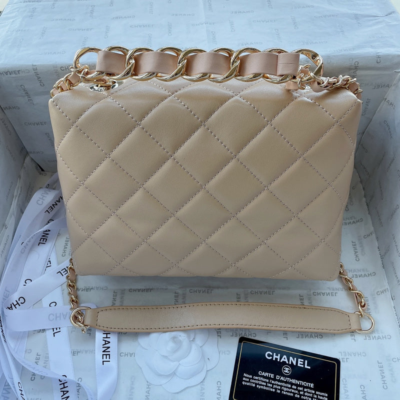  mid purse view 9