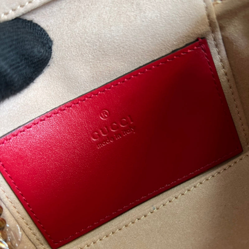 Side profile of everyday-luxe refined women's handbag – women's statement bag