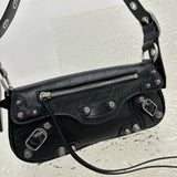Zivas Charm Streamlined Design Statement Handbag (Elevated Daily Companion) – Full Silhouette