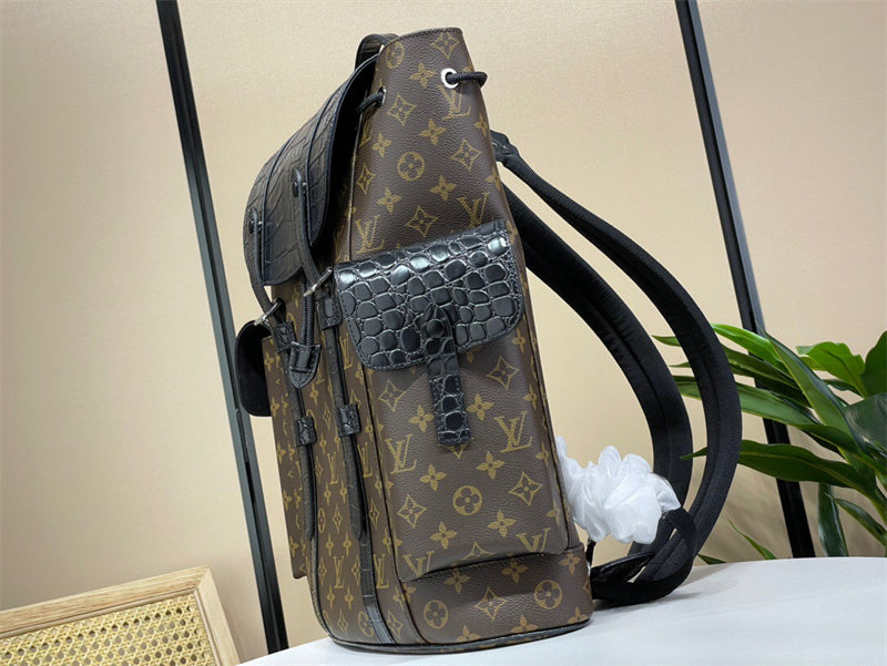 everyday bag interior and compartment view