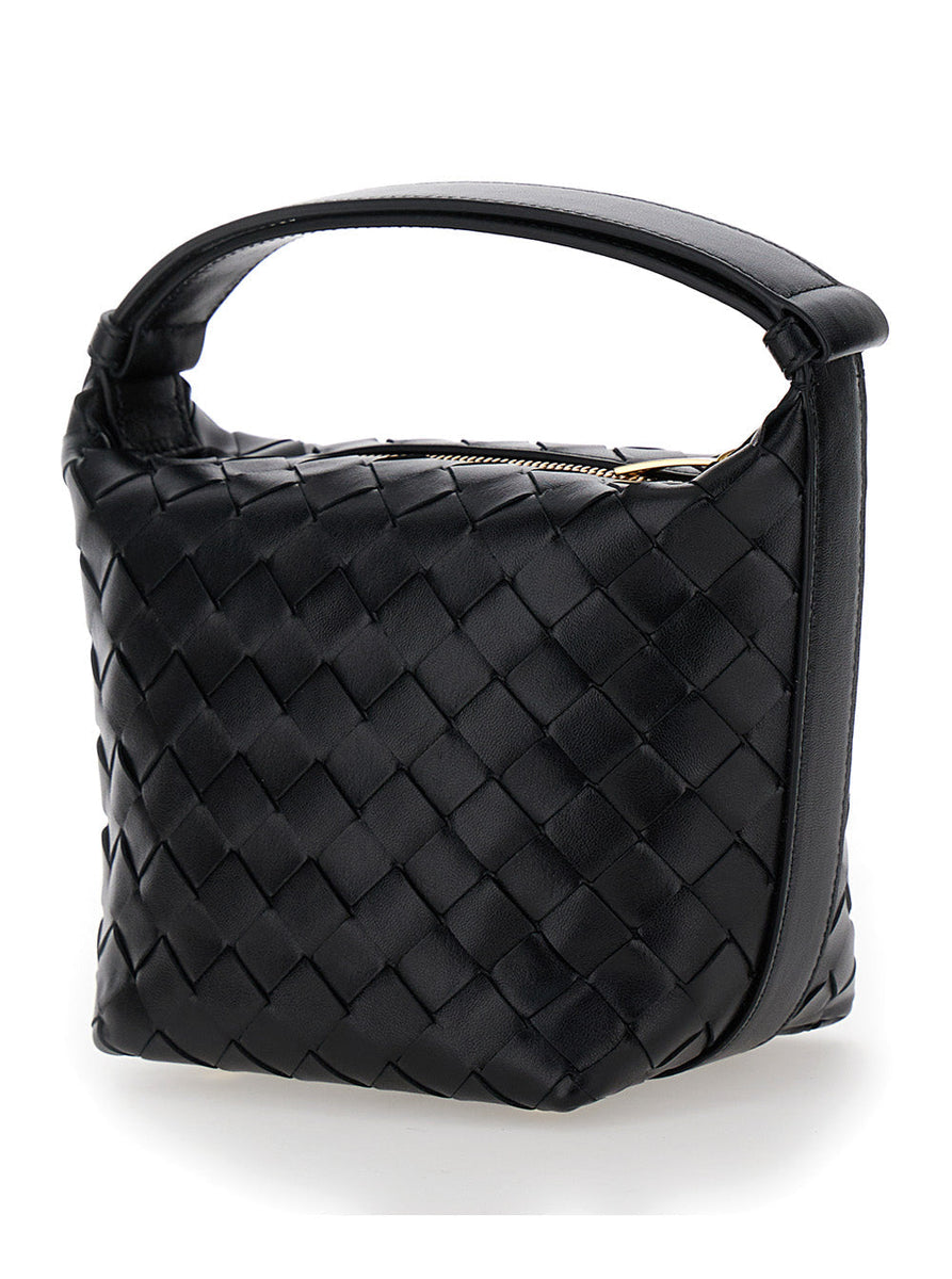 Bottega Veneta premium shoulder bags detail and craftsmanship close-up