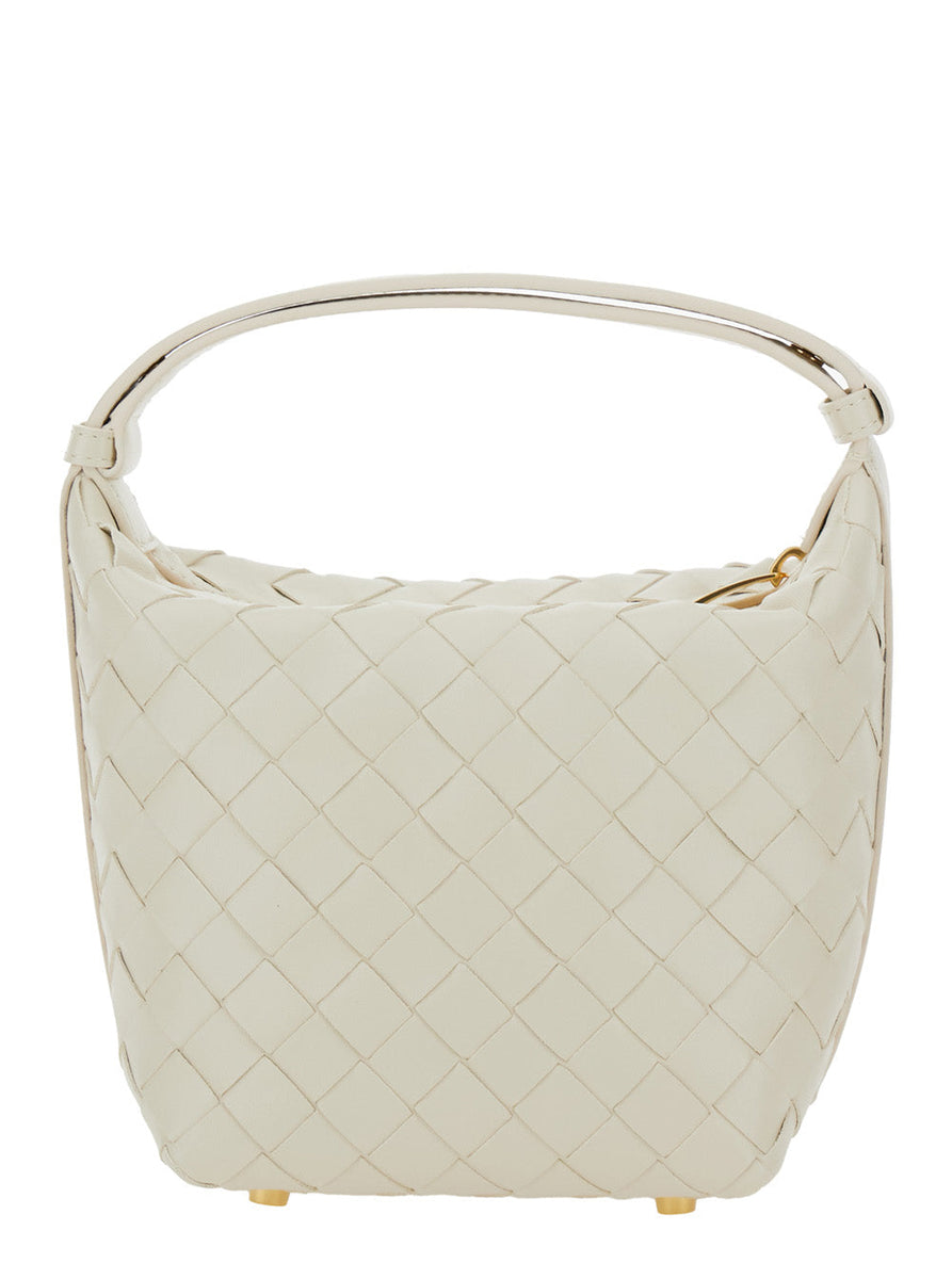 Close-up of Bottega Veneta shoulder bags hardware and fine stitching
