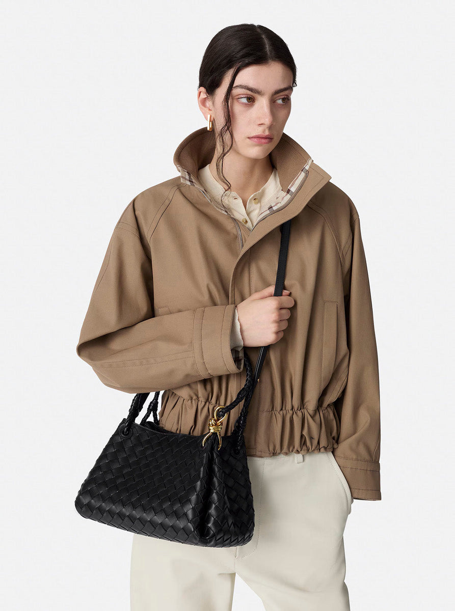 Bottega Veneta Bags? Bottega Veneta Women 'Parachutte' Black Shoulder Bag With Knot Detail And Intrecciato Motif In Leather Woman Premium Designer Shoulder Bag