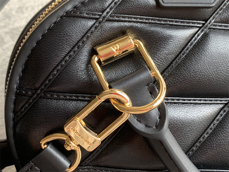  Sleek structured bag front view 7