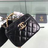 Zivas Charm Refined Structure Fashion Handbag (Signature Shape & Finish) – Close-Up Detail