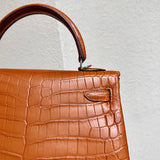  satchel interior and compartment view 15