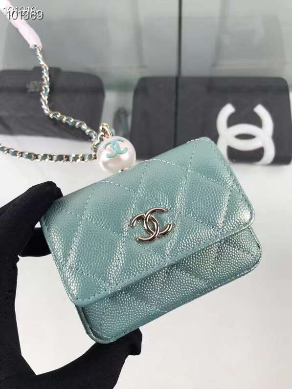 Zivas Charm Modern Edge Luxury Handbag (Versatile Style Statement) – Lifestyle Shot