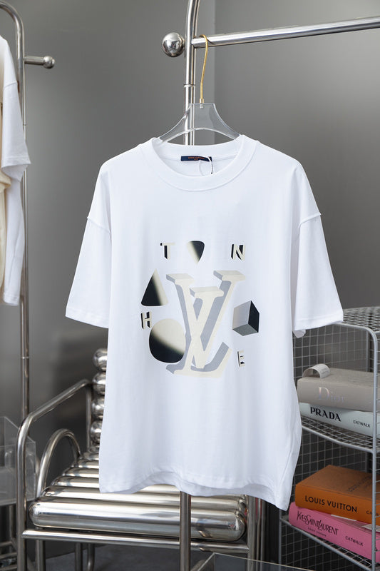 Front view of Louis Vuitton cotton t-shirt with relaxed-fit cut