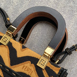 Ziva's Charm handbag – interior view (6.5cm*13cm*18cm)