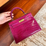  Everyday structured bag carried on shoulder 28