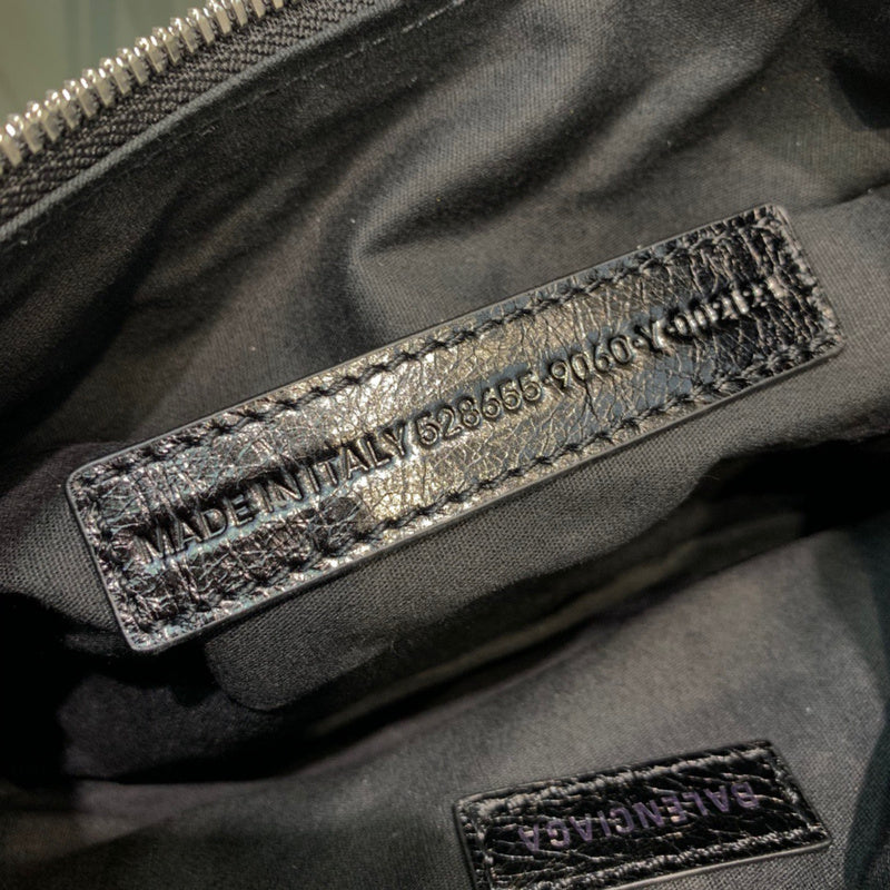 Timeless Premium PU Leather Handbag - Premium Craftsmanship Detailing | Women's Fashion Handbag #390 - texture close-up (image 9) of designer-inspired handbag