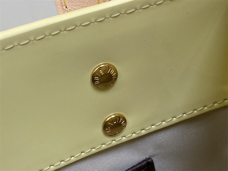  carryall bag interior and compartment view 45