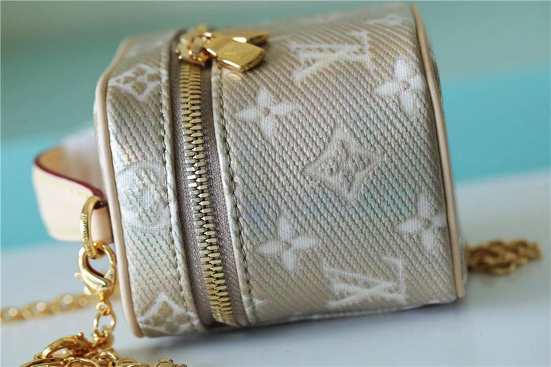 crossbody bag interior and compartment view 21