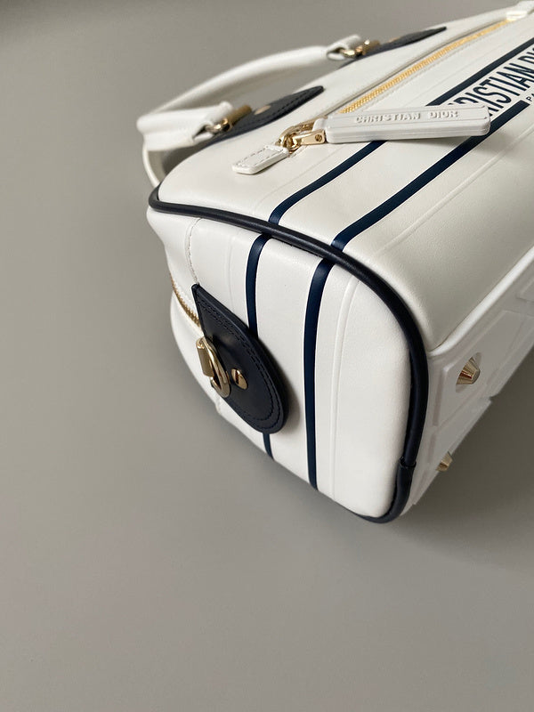 Back view of signature everyday-luxe women's handbag – women's designer-style accessory
