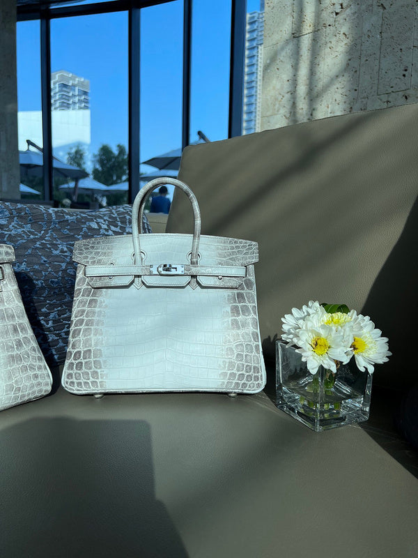 Modern handbag styled for everyday wear