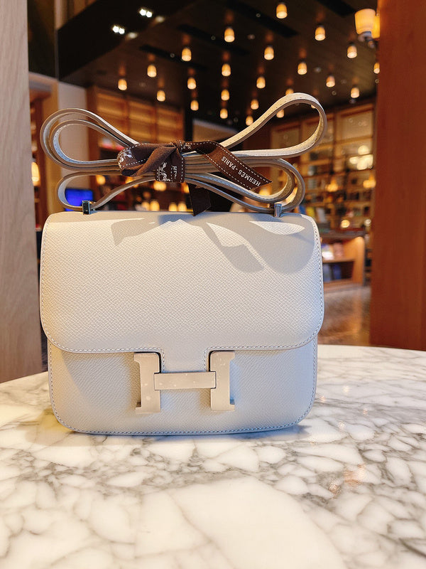 Refined handbag styled for everyday wear