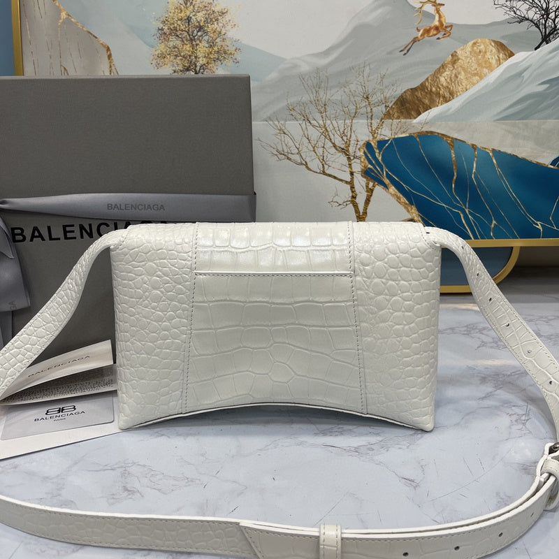 Zivas Charm Everyday Sophistication Statement Handbag (Versatile Style Statement) – Full Silhouette